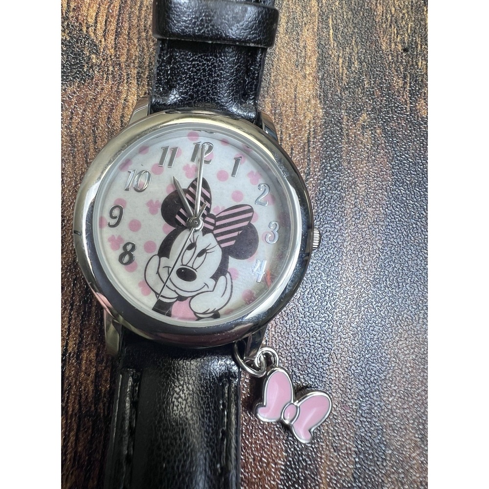 DISNEY MINNIE MOUSE PINK BOW CHARM CLOSE UP DOTS WRIST WATCH BLACK BAND & SILVER